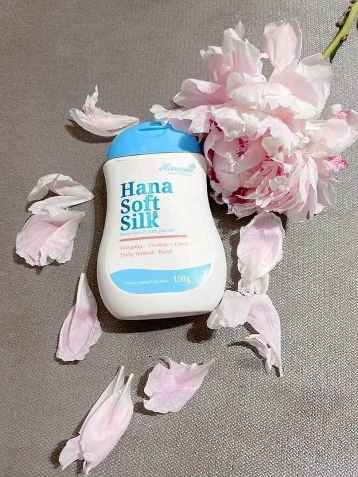 Dung dịch vệ sinh phụ nữ Hana Soft & Silk