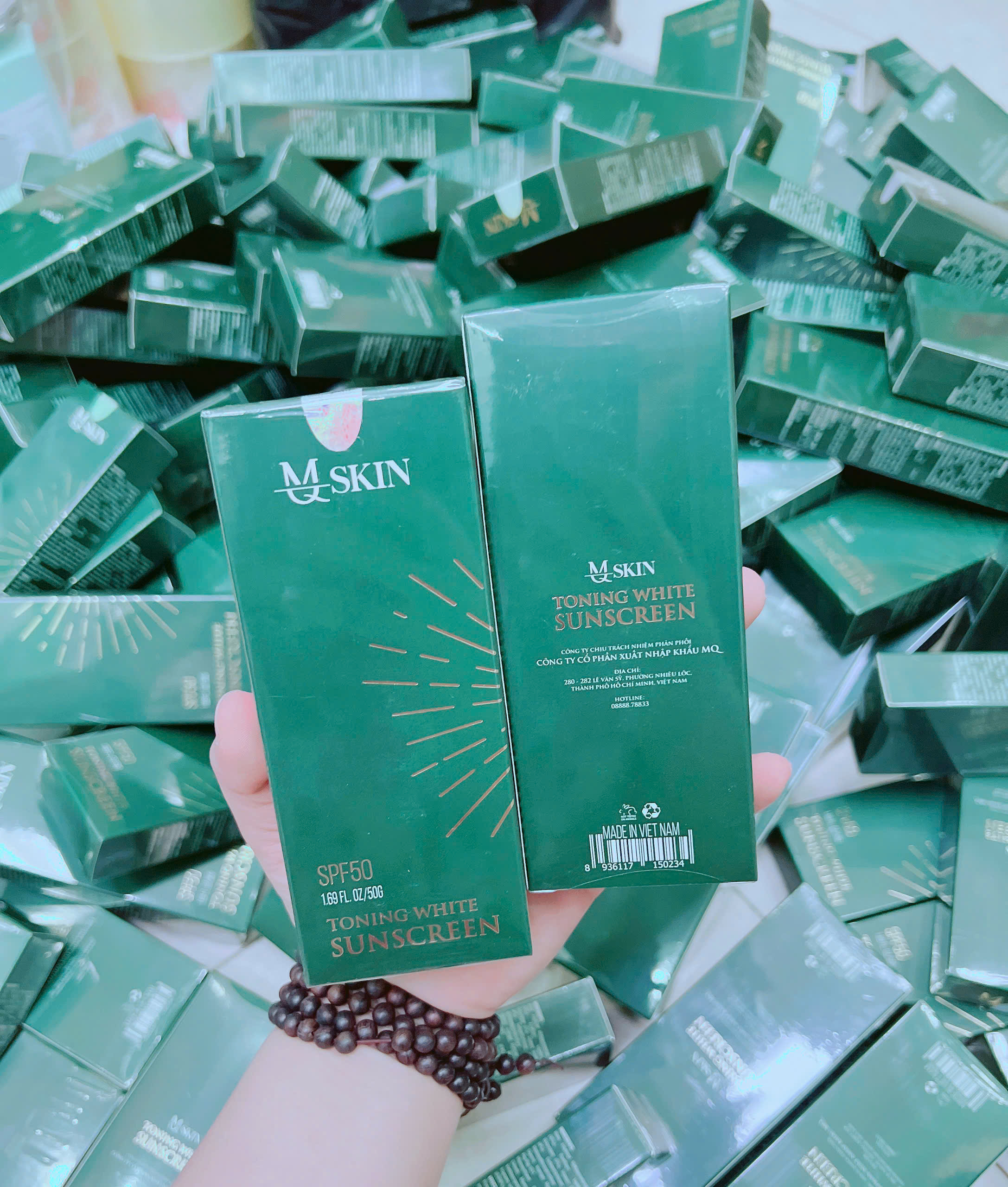 14634_z7212474769541-32bd8569122784ac259dde0fdfbc7683_20251111151235.png Kem Chống Nắng MQ Skin - 8936117150234