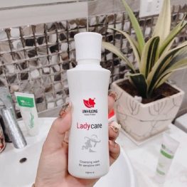 Dung dịch vệ sinh phụ nữ Lady Care Linh Hương chính hãng - 8936098610185