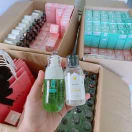 Xịt Khử Mùi Vùng Kín Onaya Màu Xanh Minaral Spray Lovely Peppermint - 8938540224049