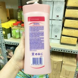 Sữa dưỡng thể trắng da Vaseline Healthy White 750ml Chính hãng - 8901030667428