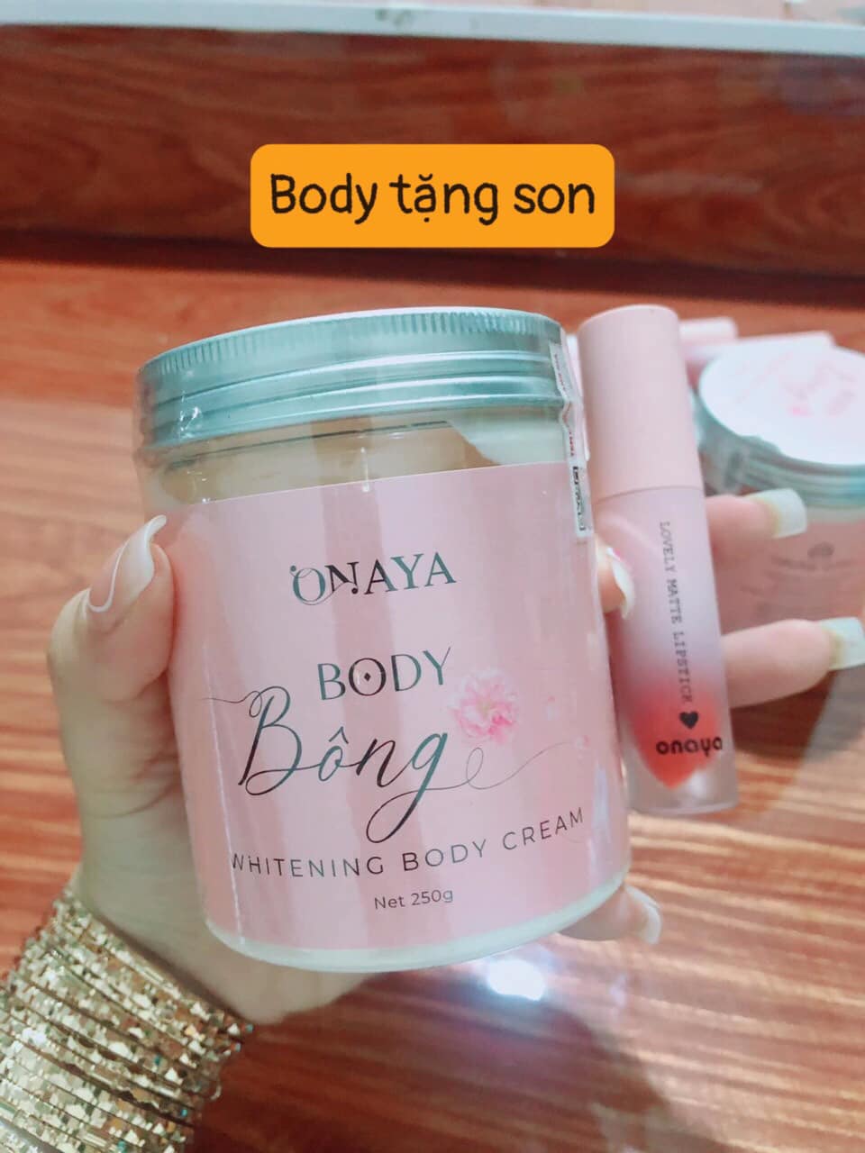 15558-249915305-1006441493547280-8235408945567194660-n-8.jpg Kem Body Bông Onaya 250g - 8938540224063