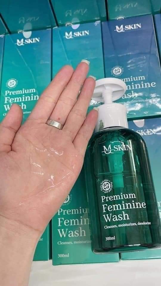 Dung Dịch Vệ Sinh Phụ Nữ MQ Skin Premium Feminine Wash