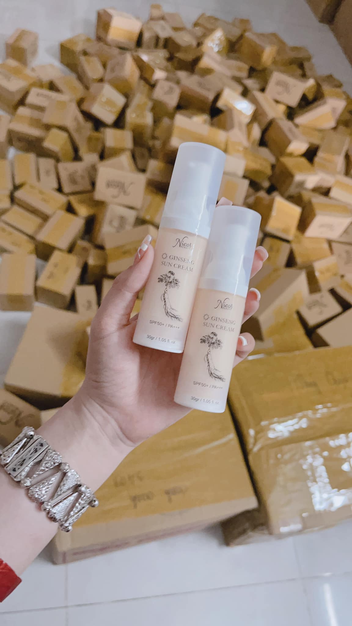 16566-277231778-498956731700243-12084846152748815-n-3.jpg Kem Chống Nắng Rể Sâm Nicos Beauty - 8936177940172