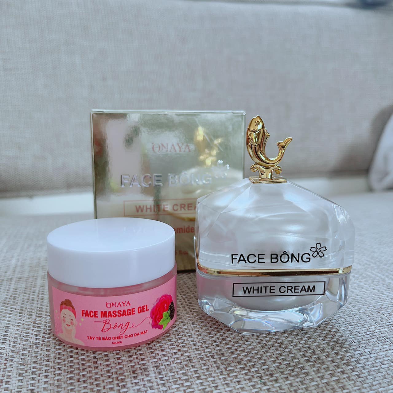 Kem face bông ONAYA dưỡng trắng da ngừa nám Chính Hãng