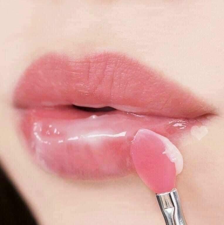 18060-z3863780936990-9df2cbd9eb7811202f520fd334c2894b-3.jpg Mặt Nạ Ngủ Môi Laneige Mini 3g Hương Quả Mọng Phiên Bản Hàn - NAMOI02