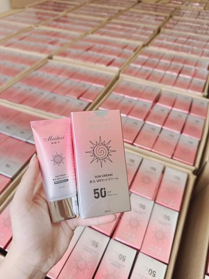 18866-z4192026560621-4d39d79298eebc54d6316093c257c275-5.jpg Kem Chống Nắng Meiduzi Dạng Sữa Nâng Tone - CNMEDUZI