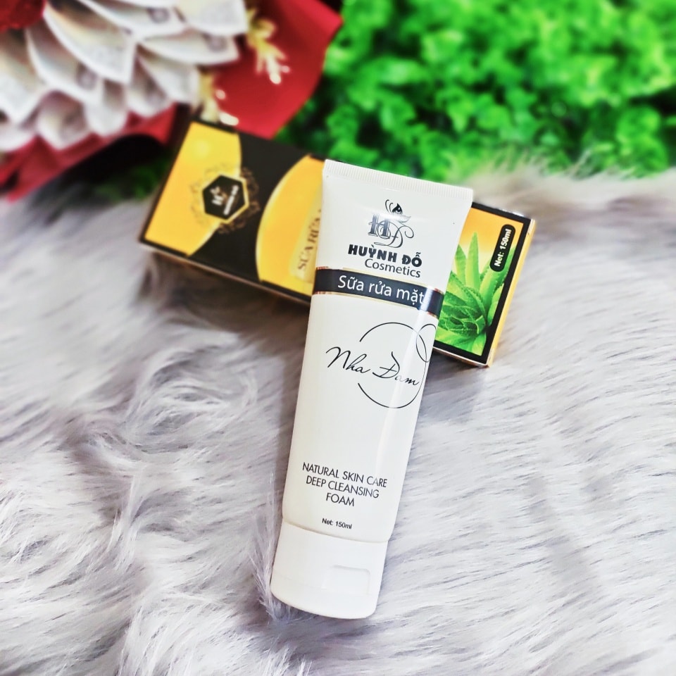 Sữa Rửa Mặt Nha Đam Huỳnh Đỗ