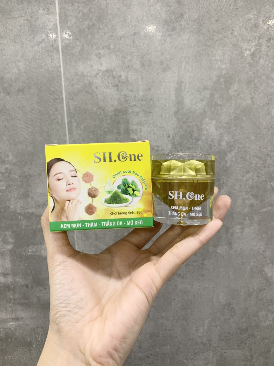 Kem Mụn Thâm Dưỡng Trắng Da SH One Chiết Xuất Rau Diếp Cá