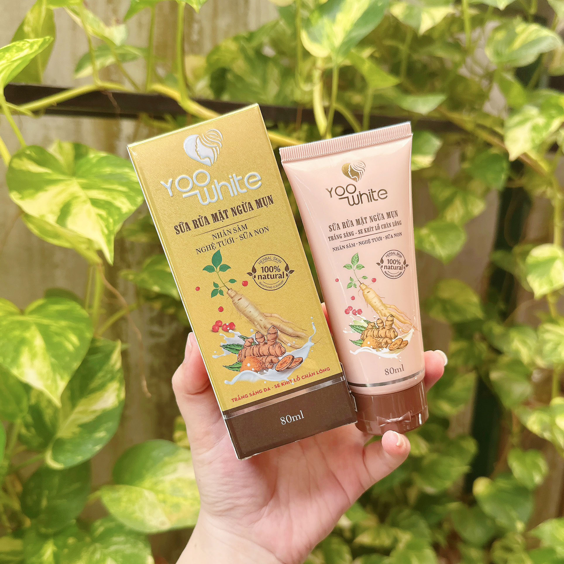 19967-z4442872899157-7b2a35123722c2112c3428797d0b38b2-2.jpg Sữa Rửa Mặt Yoo White - SRMYW