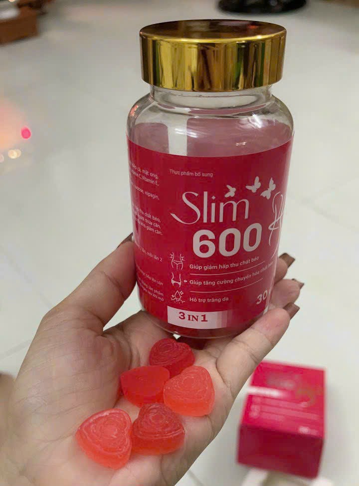 20150-z4477633645142-122e4635524bf15063a13f34938022bb-7.jpg Kẹo Giảm Cân Slim 600 3IN1 Tặng Detox Rau Củ - 8936194788009