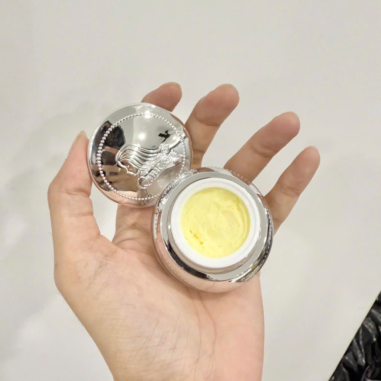 Kem Giảm Thâm Nách Q Nic Care Thái Lan Phiên Bản Mới