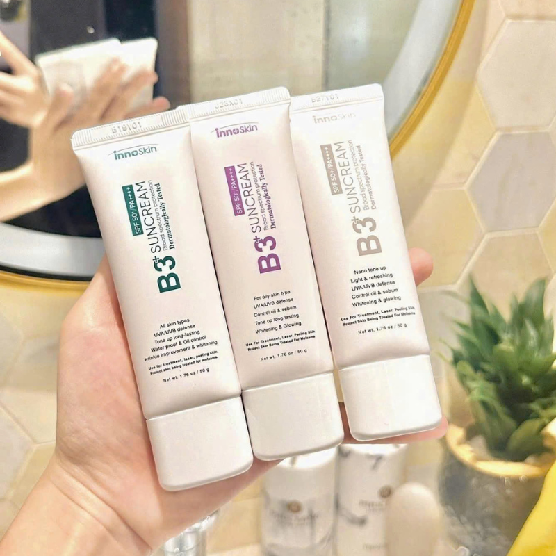 Kem Chống Nắng B3 InnoSkin Màu Xanh Cho Da Khô