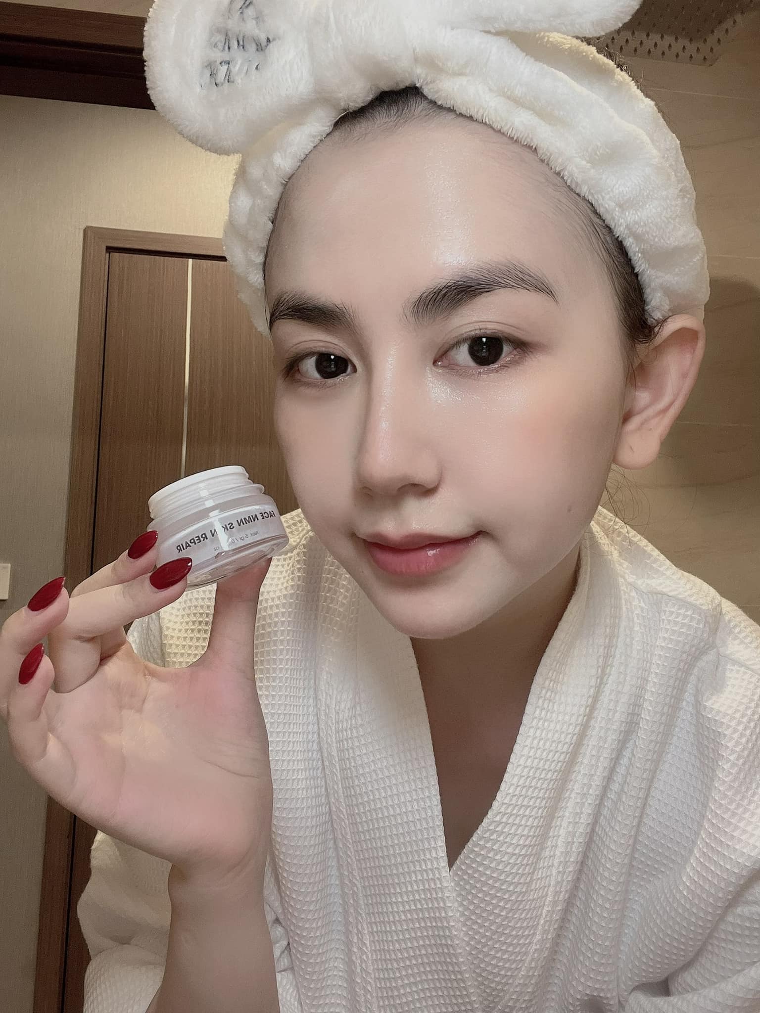 22417-380433459-3499875493567015-8743145886922496550-n-3.jpg Combo Kem Face và Serum Tinh Chất Collagen Peptide Eros Skinlab - CBFACEEROS