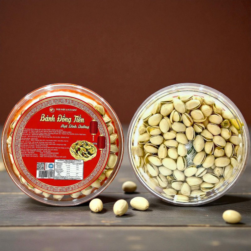 22747_transparent-photoroom-55_20251106123119.png Hộp Quà Tết Hạt Dẻ Cười 500g - Hộp Tròn - 8936208933968