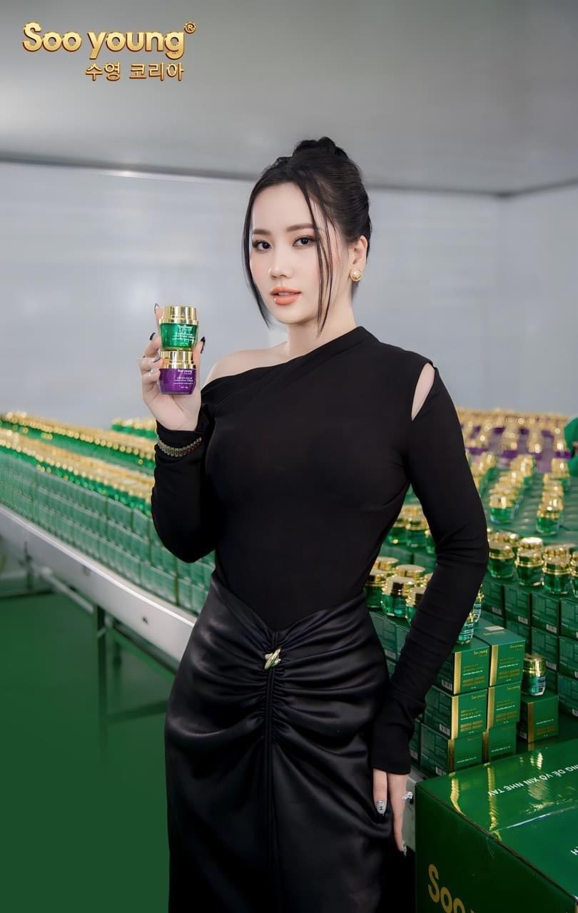 23066-z4909332355842-22c621e0feef4fba81a4261fa9d923bd-6.jpg Combo Face Ngày Lục Tảo Soo Young Mini + Face Đêm Lục Tảo Soo Young Mini (Tặng 1 Serum meso) - CBFACESYMINI