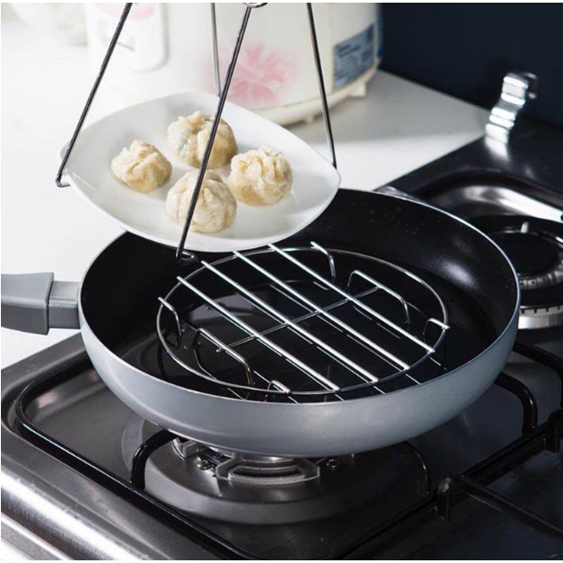 24830_50-3_20240813115800-3.jpg Vỉ Hấp Inox Không Gỉ Đa Năng 4 Chân Dùng Lót Đáy Nồi - Vỉ Hấp Inox Hấp Bánh Bao 4.5x17.5cm - VH01