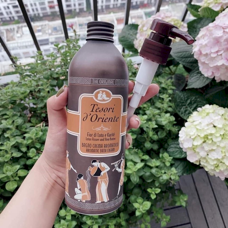25162_accd2c1f2d42e29b0cc88c5b8c9dc977_20240922174801-2.png Sữa Tắm Tesori D'Oriente Hoa Sen 500ml - 8008970000831