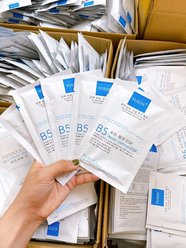 Mặt Nạ Yuejin B5 Repair Control EGF Hỗ Trợ Phục Hồi Da Hộp 10 Miếng