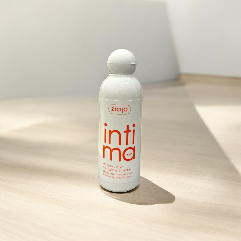 Dung Dịch Vệ Sinh Phụ Nữ Ziaja Intimate With Ascorbic Acid 200ml
