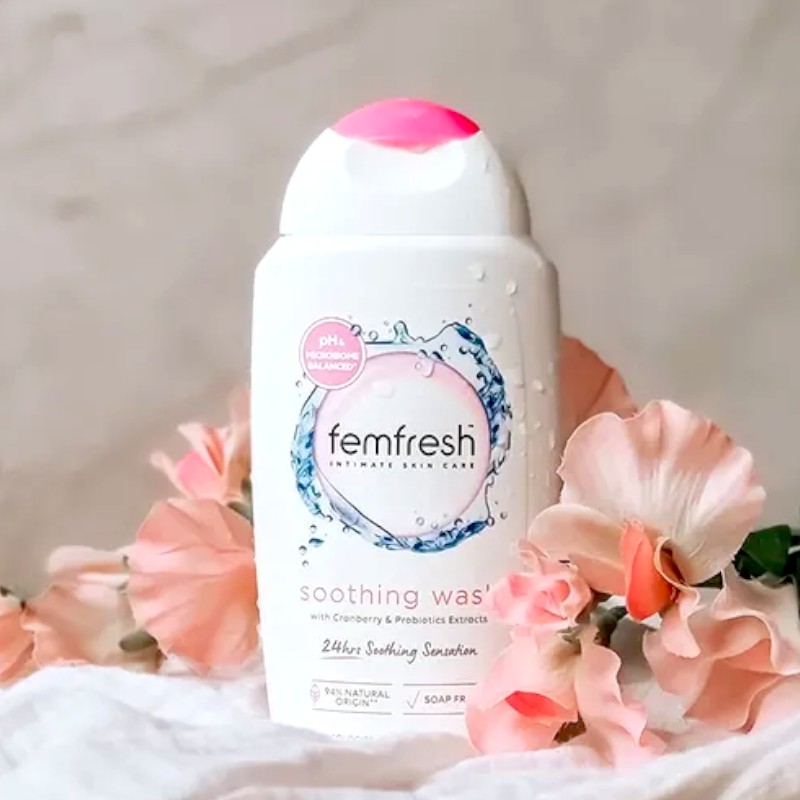25646_645_20241107104615-2.jpg Dung Dịch Vệ Sinh Phụ Nữ Femfresh 250ml - DDVCPNF