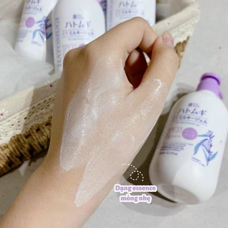 Giá sỉ sữa Dưỡng Thể Hatomugi Chống Nắng & Nâng Tông SPF31 PA+++ 250ml