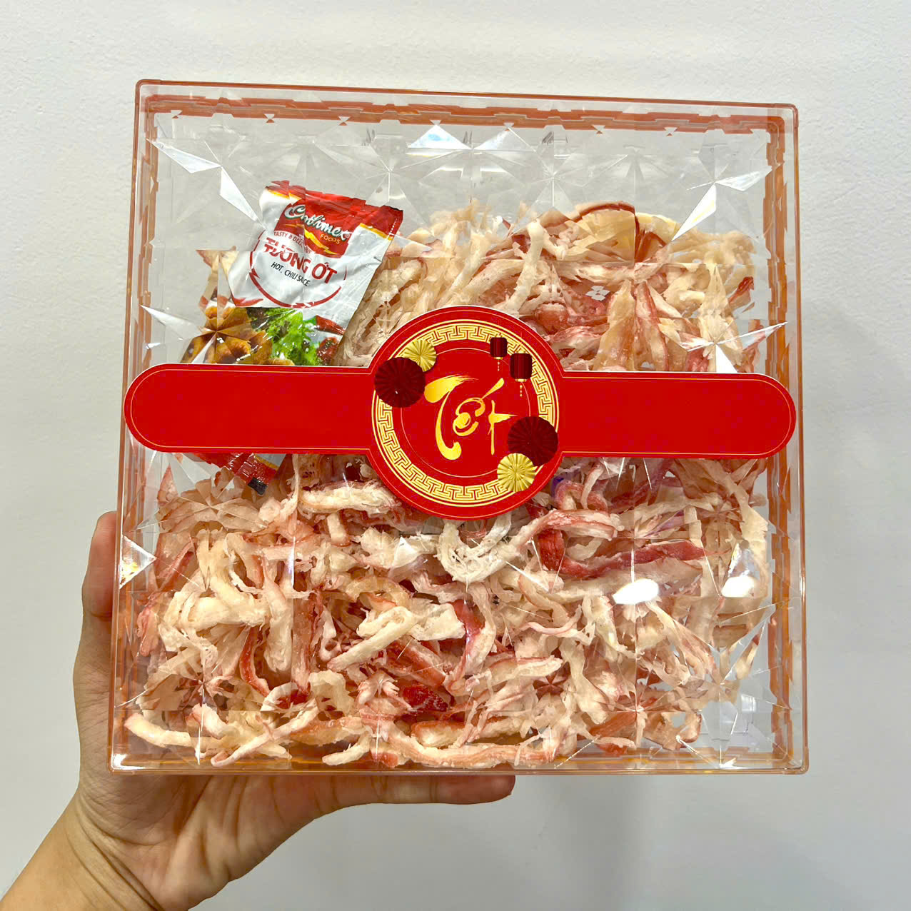 25743_z6027630352482-83ba8bdfc5f412ee341e4ffd95f00be7_20241113113530-2.jpg Hộp Mực Sợi Sấy Khô Ngôi Sao Lớn 400G Hộp Tết - MXSHDHNSL400