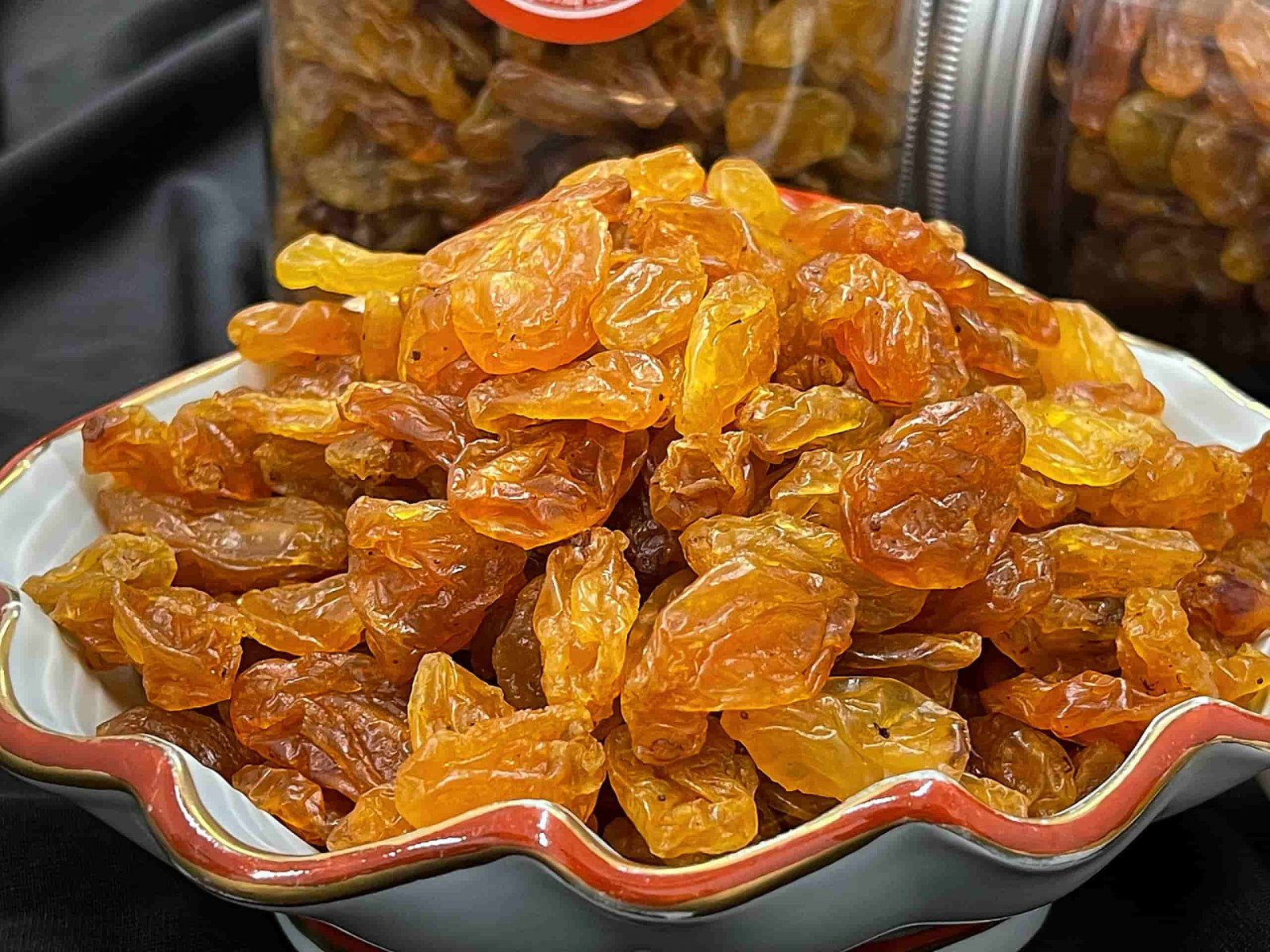 25762_nho-kho-phan-rang-500-gram-1636707373-15fc9a_20241114150414-2.jpg Hộp Nho Vàng Bát Giác 250G Hộp Quà Tết 2026 - NVSHBG250