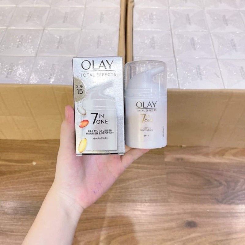Kem Dưỡng Olay Total Effects 7 in 1 SPF15 Ban Ngày 50ml - Hàng Xách Tay