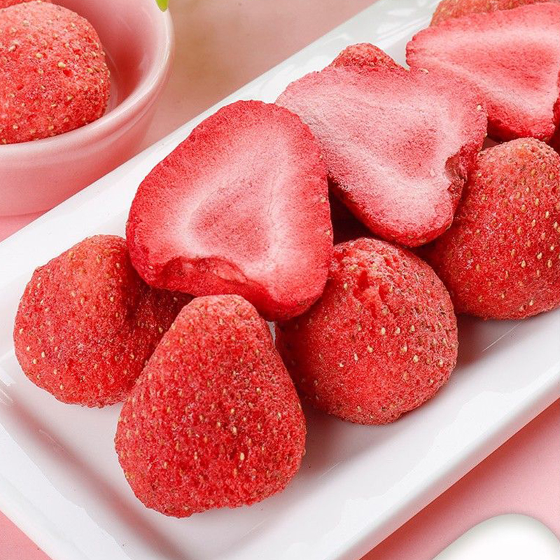 Dâu Tây Sấy Thăng Hoa Thơm Ngon 200g