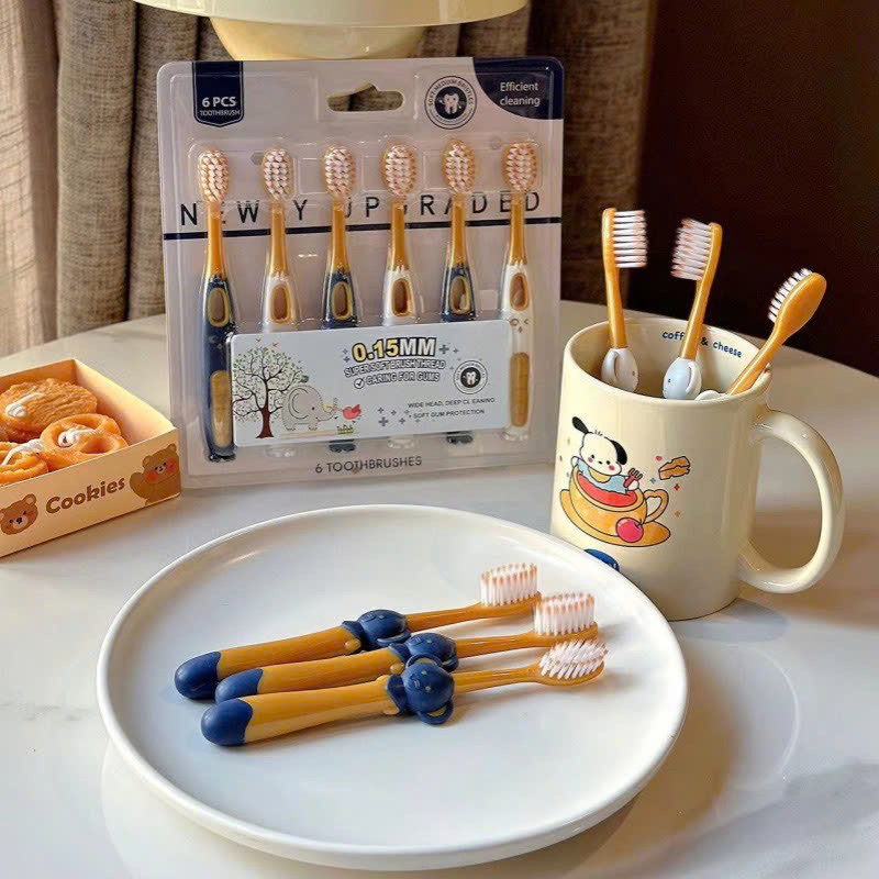 25926_z6219133163451-a34acdb409c7524c6d497a96add2d3c9_20250114103423-2.jpg Set 6 Bàn Chải Đánh Răng Cho Bé - BCDRCB