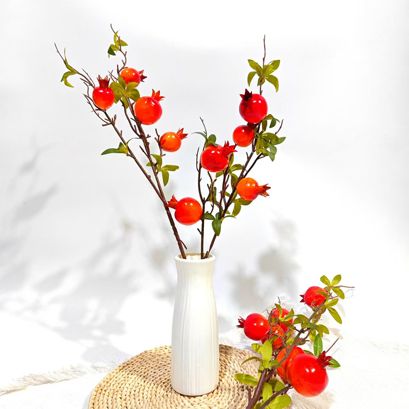 25959_o1cn01npk91z1tthaeazit8-2217652705959-0-cib_20250116145254-2.jpg Cành Lựu 7 Trái Mọng Đỏ Cắm Bình Trang Trí Không Gian Sống - CL7TDM