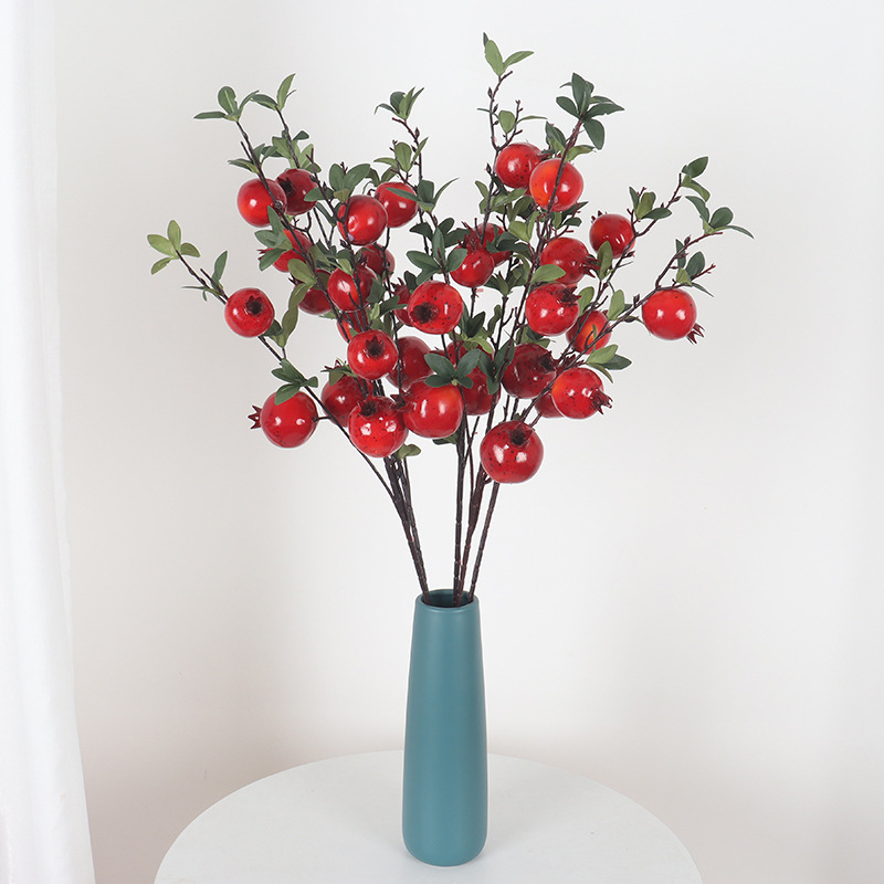 Cành Lựu 7 Trái Mọng Đỏ Cắm Bình Trang Trí Không Gian Sống