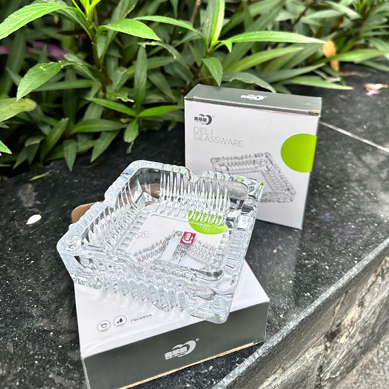 26024_z6241309626294-0d018fae36e7b3883a1ab419b235e5c5_20250121115858-2.jpg Gạt Tàn Thuốc Thủy Tinh - Gạt Tàn Thuốc Lá Vuông 11x11x3.5cm - GTT01