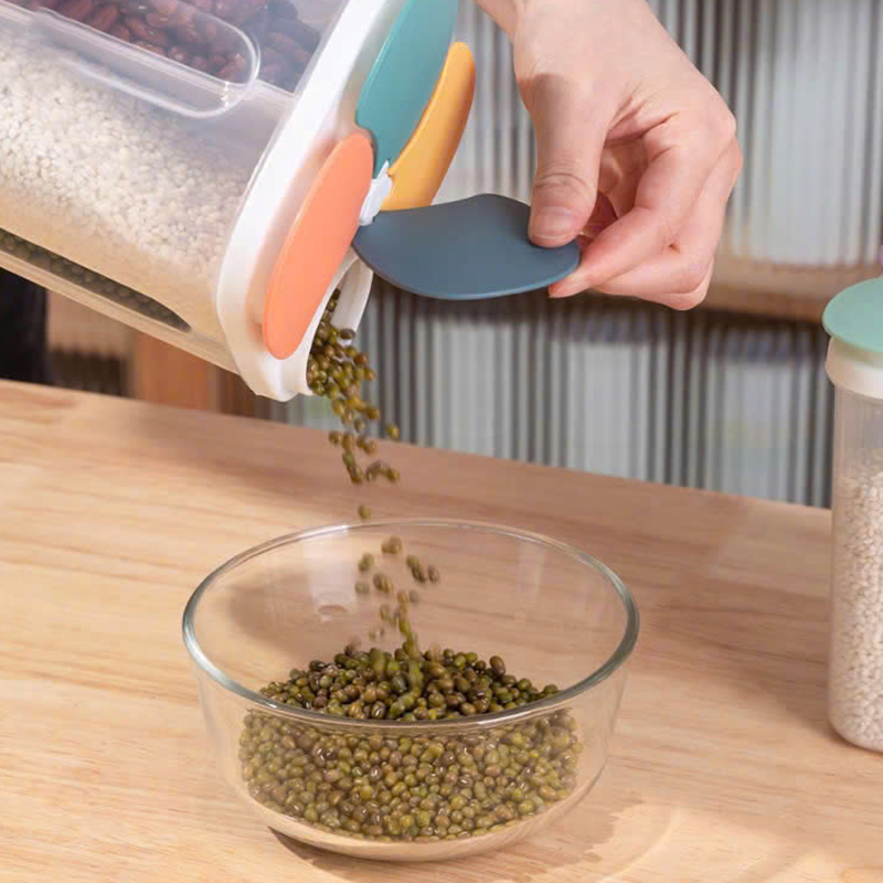 26070_z6251584347604-8cb7c1aa9a7abd450b8af5e1fc538395_20250124153138-12.jpg Hộp Nhựa Trong Suốt Đựng Thực Phẩm Khô - Hộp Nhựa Chống Thấm Nước 4 Ngăn 1,5L 13x13x15cm - HDTP01