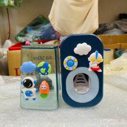 Bộ Nhả Kem Đánh Răng Treo Tường Cao Cấp Kêm Cốc - Dành Cho Bé - BNKDRTT02
