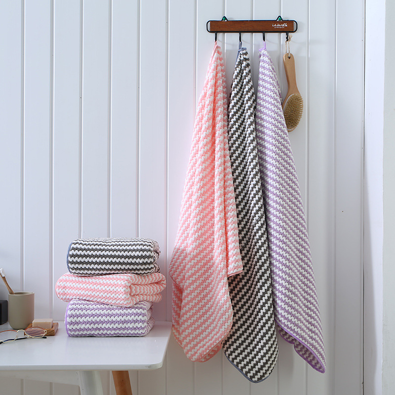 Khăn Tắm Bông San Hô Lông Cừu Cao Cấp 70x140cm