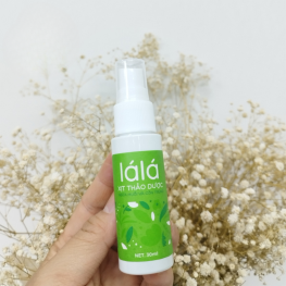 Xịt Thảo Dược Lá Lá 30ml Hỗ Trợ Bảo Vệ Da Xua Đuổi Muỗi Và Côn Trùng - XCCTLALA30ML