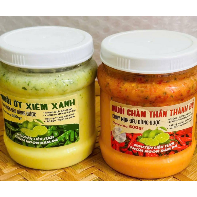 26425_6_20250610114956-1.png Set 2 Hộp Muối Chấm Thơm Ngon 500g - Muối Chấm Thần Thánh Đỏ & Muối Ớt Xiêm Xanh - S2HMC500G
