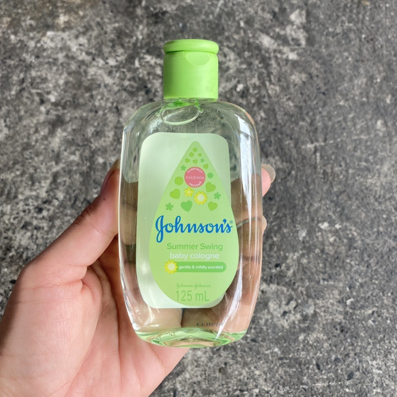26688_19_20250904151512-2.png Nước Hoa Em Bé Johnsons Summer Swing Baby Cologne Màu Xanh 125ml Hương Thơm Nhẹ Nhàng Thoang Thoảng - 4801010122326