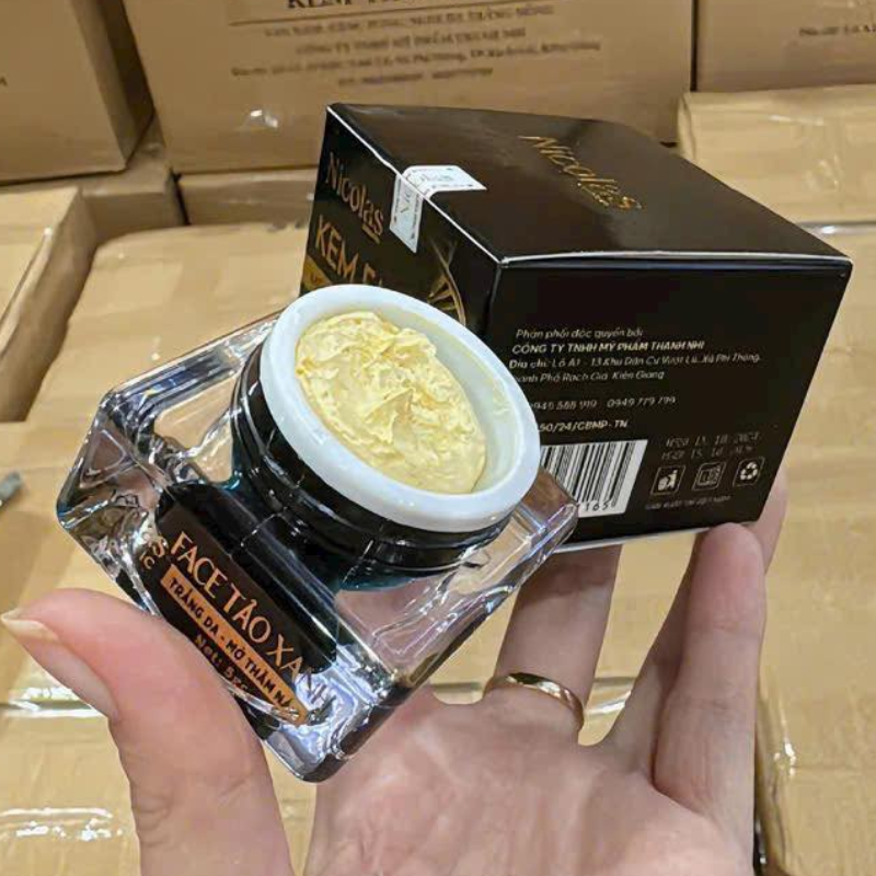 Sỉ combo Tái Sinh Nicolas - Serum Peeling 30ml & Kem Face Men Tảo Xanh Collagen 5g