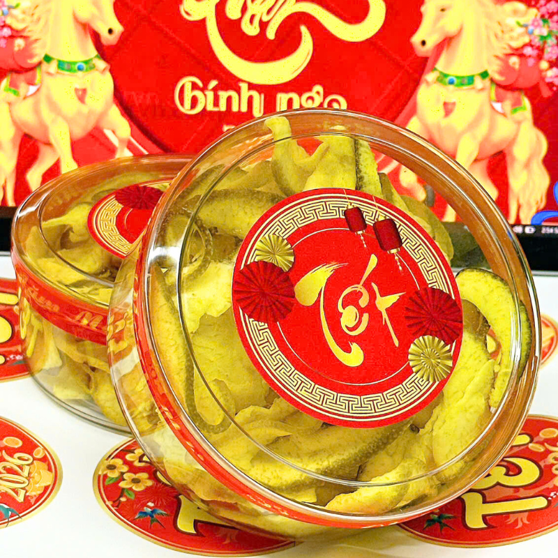 26974_221_20251106113437-3.png Vỏ Bưởi Chanh Dây Sấy Dẻo 150g Hộp Tròn Nhỏ Hộp Quà Tết 2026 - VBCDSDHTN150G