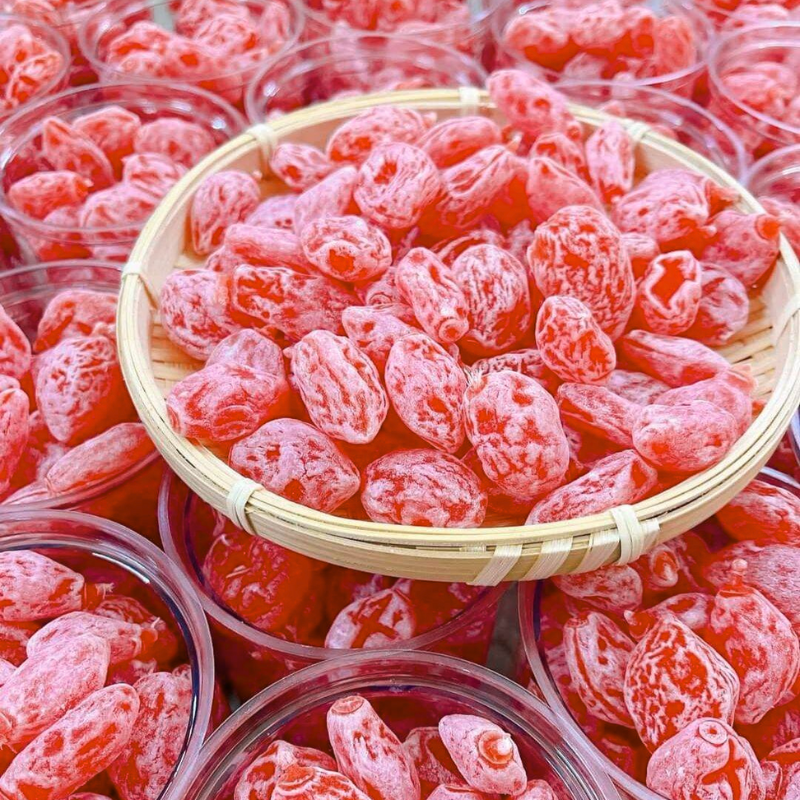 26976_202_20251106114247-1.png Ô Mai Đào Hồng 300g - Hộp Tròn Nhỏ Hộp Quà Tết 2026 - OMDHHTN300G