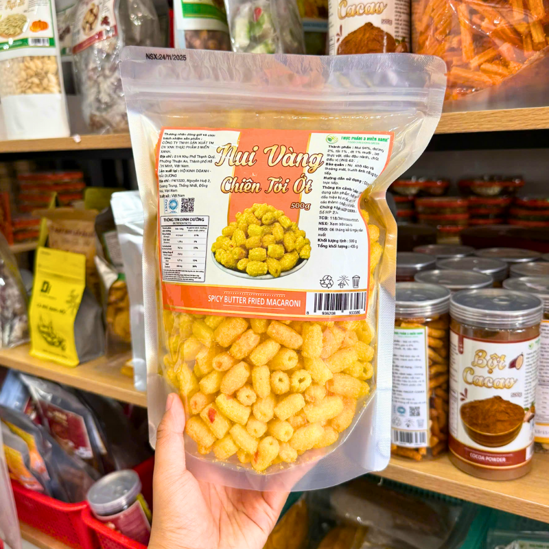 Nui Vàng Chiên Tỏi Ớt Thơm Ngon 500g - Túi Zip