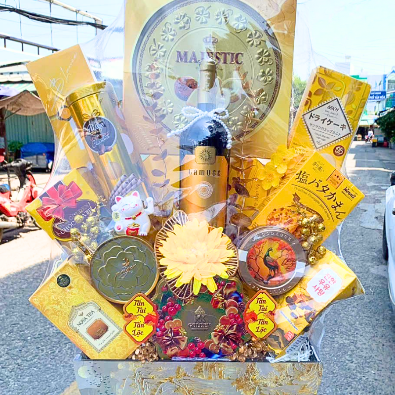 27494_180_20251129122637.png Hộp Quà Tết Cao Cấp – Quà Trang Trí Tết – Quà Biếu Người Thân - QTTT40