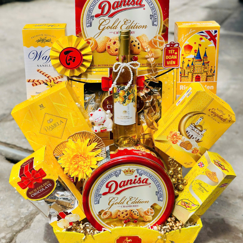 27497_188_20251129164329.png Hộp Quà Tết Sang Trọng – Quà Tặng Tết Cho Gia Đình – Quà Trang Trí Tết Đẹp - QTTT42