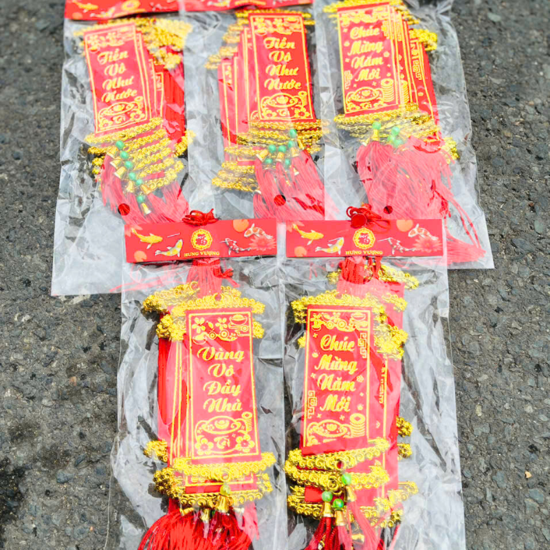 Set 10 Liễn Nhung Đỏ Trang Trí Tết - Liễn Câu Đối Đỏ Nhung Treo Cây Size Mini