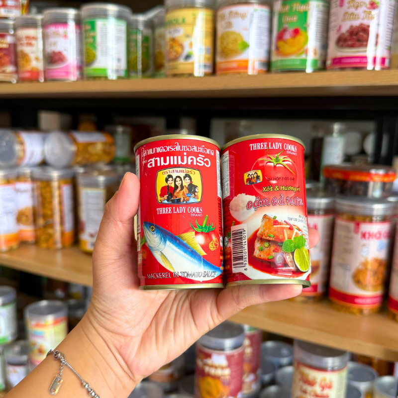 Sỉ lốc 10 Lon Cá Mòi Xốt Cà Chua Khui Muỗng Lon Cao - Cá Mồi 3 Cô Gái (155g/Lon)