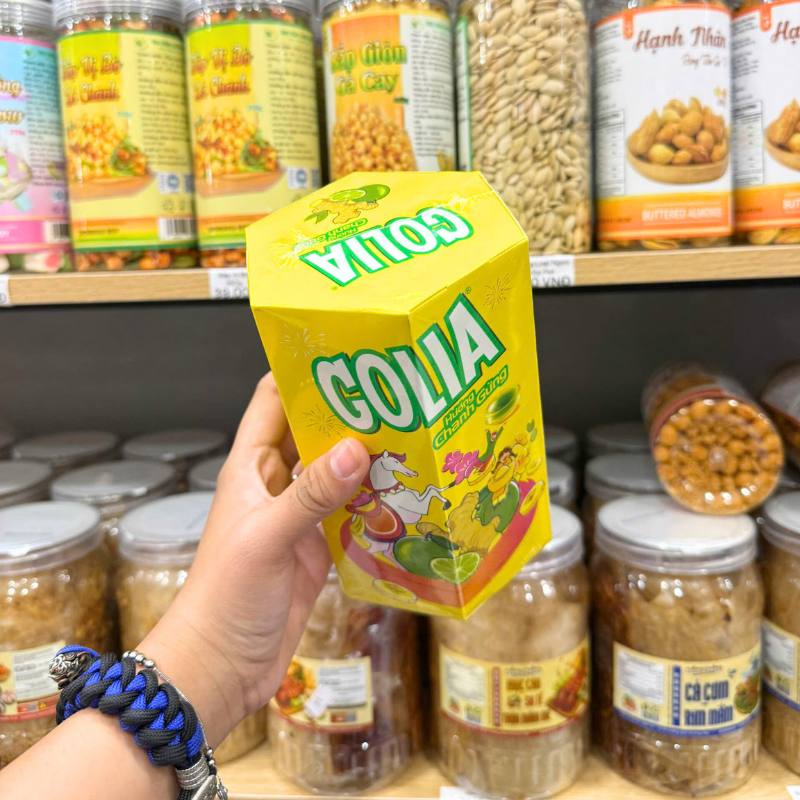 Kẹo Có Nhân Hương Chanh Gừng GOLIA Hộp Giấy Lục Giác 105,6g