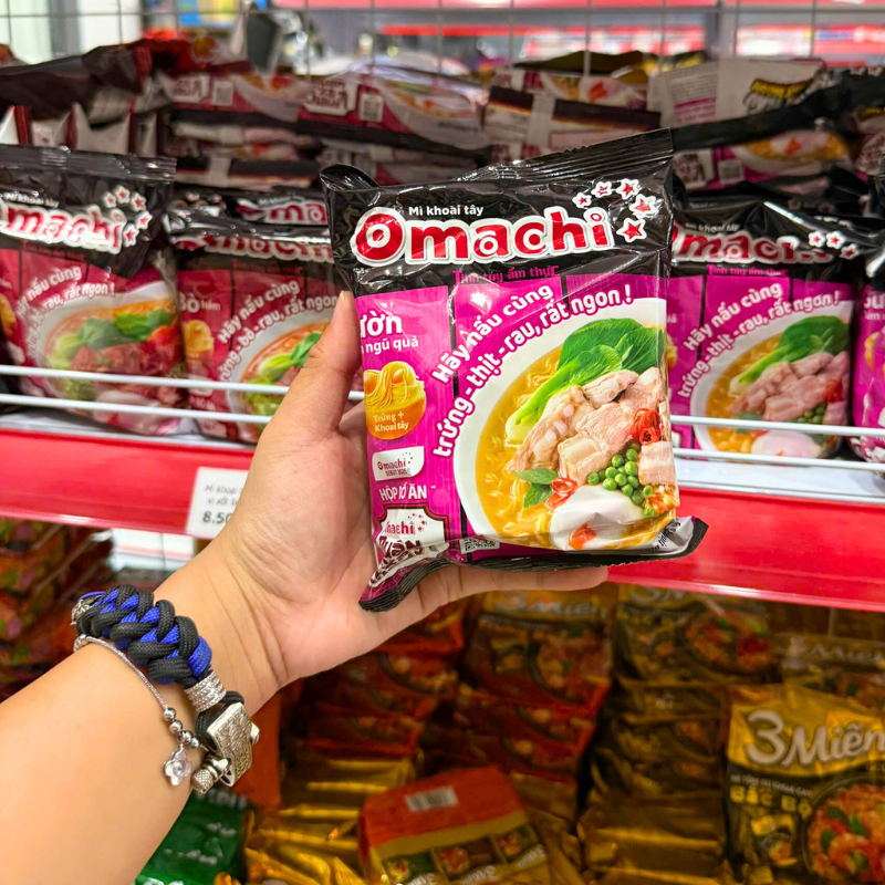 Mì Khoai Tây OMACHI Hương Vị Sườn Hầm Ngũ Quả 80g